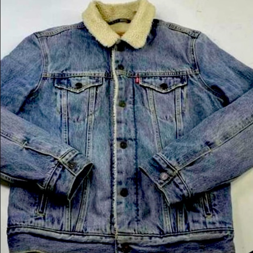 Vintage Levi’s trucker jacket